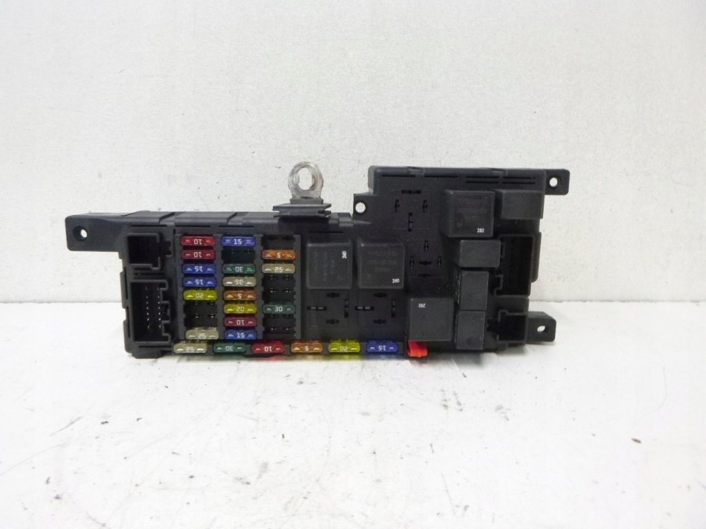 фото №1, Модуль bsi коробка запобіжників volvo v70 ii 2.4 00r. 518322110