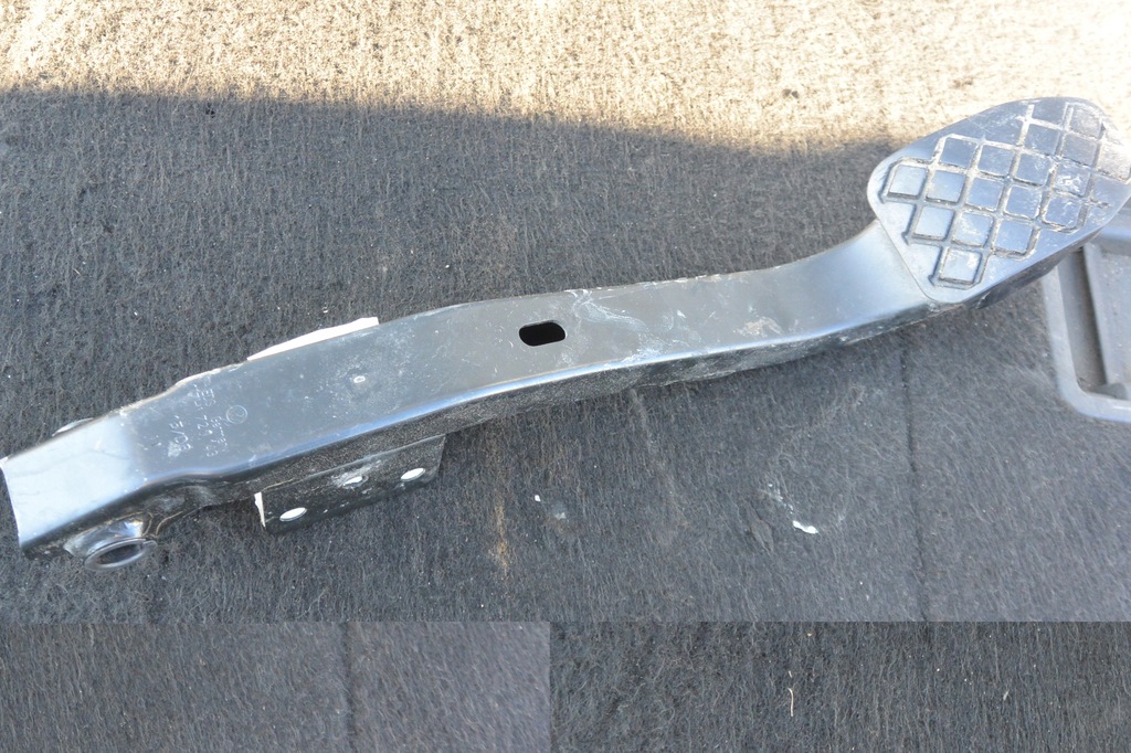 фото №8, Педаль сцепления vw transporter t5 eu