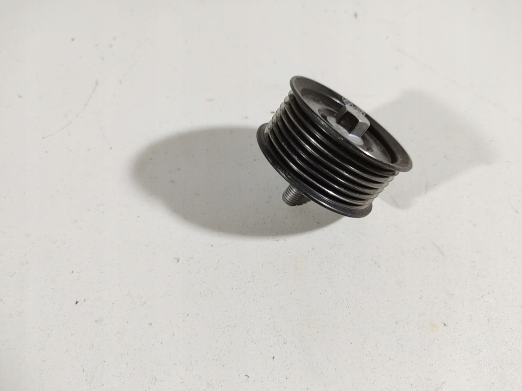 фото №2, Hyundai ioniq 17r- ролик ремень