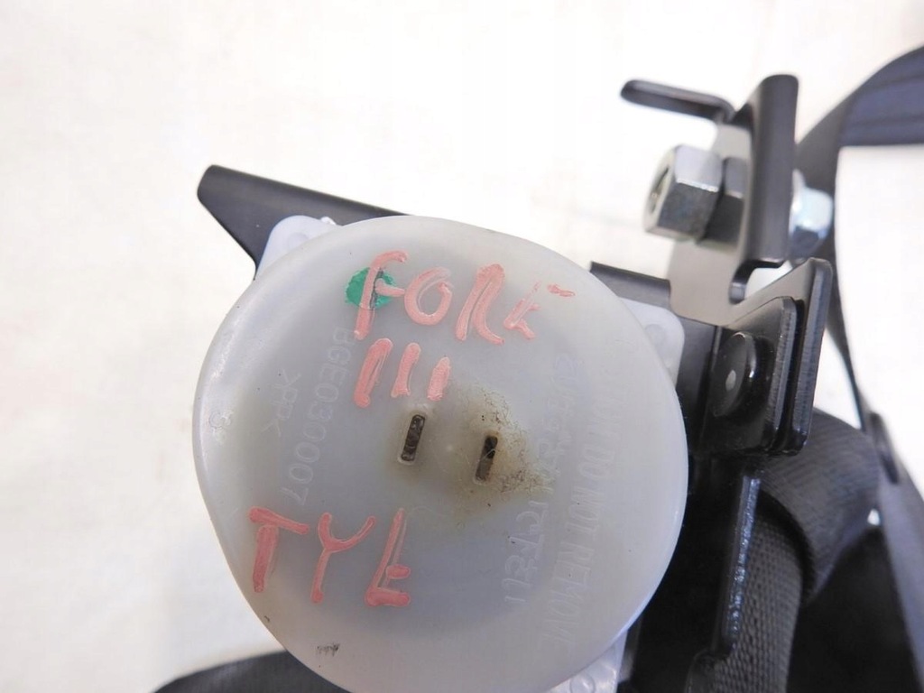 фото №3, Pas безопасности задняя subaru forester iii f86105t