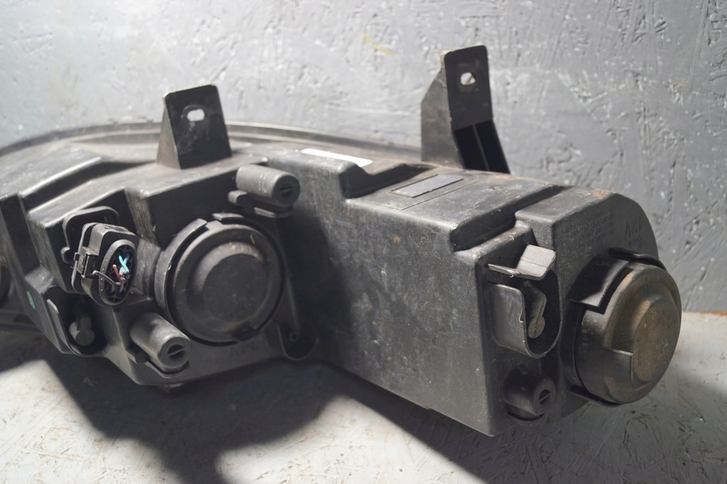 фото №12, Лампа лівий перед mg 6