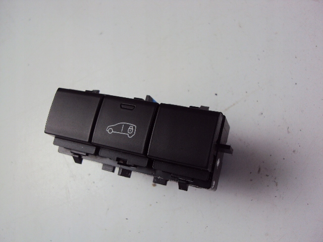 фото №1, Панель дверь peugeot expert iii 2016-