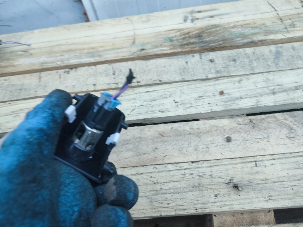 фото №6, Разъём прикуривателя прикуриватель opel astra j iv