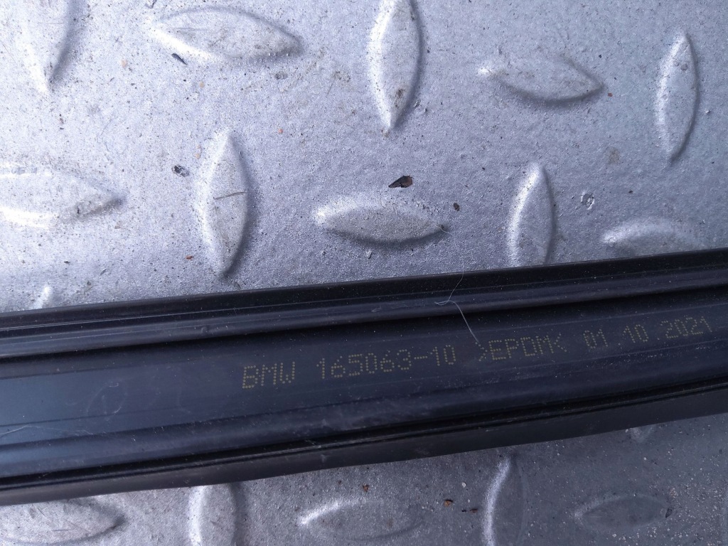 фото №8, Молдинг стекло задний левая сторона bmw x6 g06 7437808