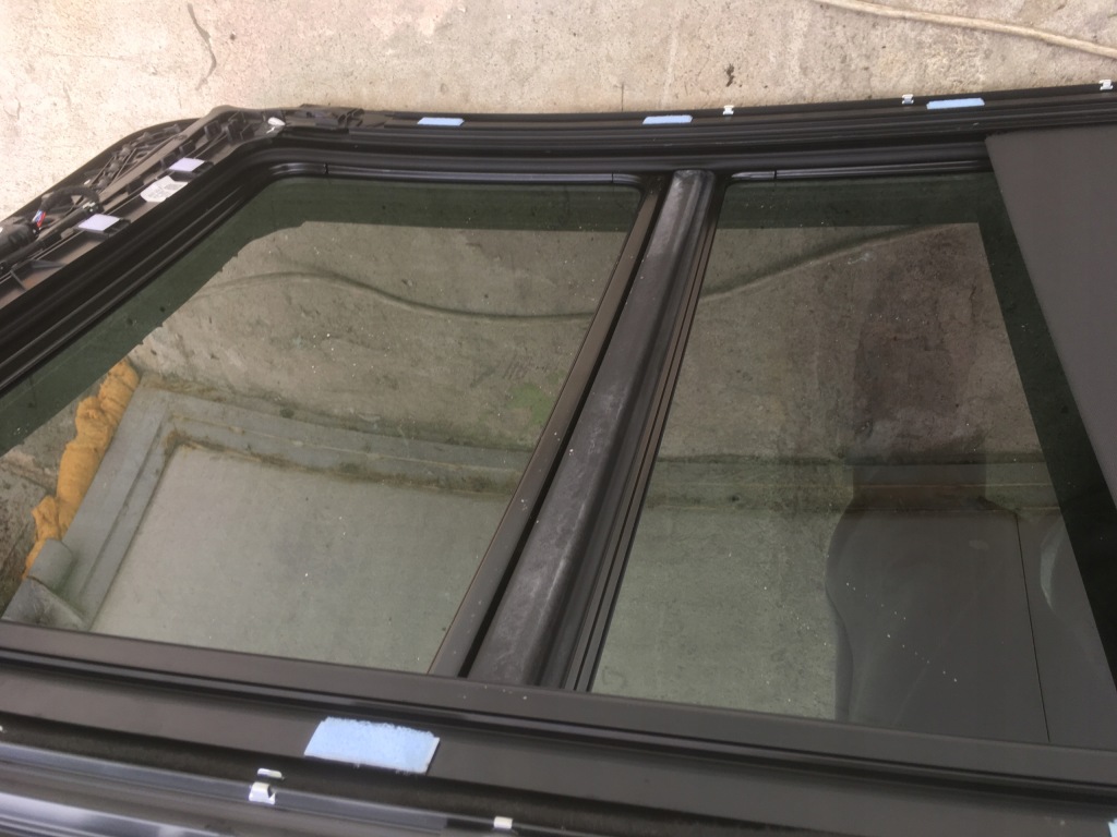 Люк ds7 crosback в Україні