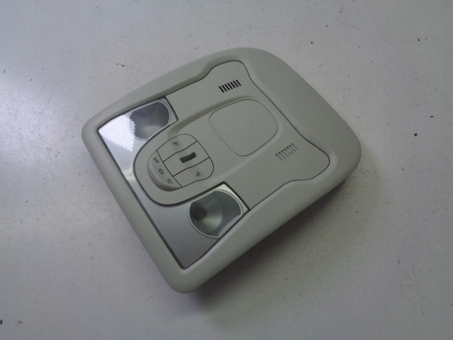 фото №1, Лампа стельовий jeep renegade 1.4 multiair przed lift 2017 rok