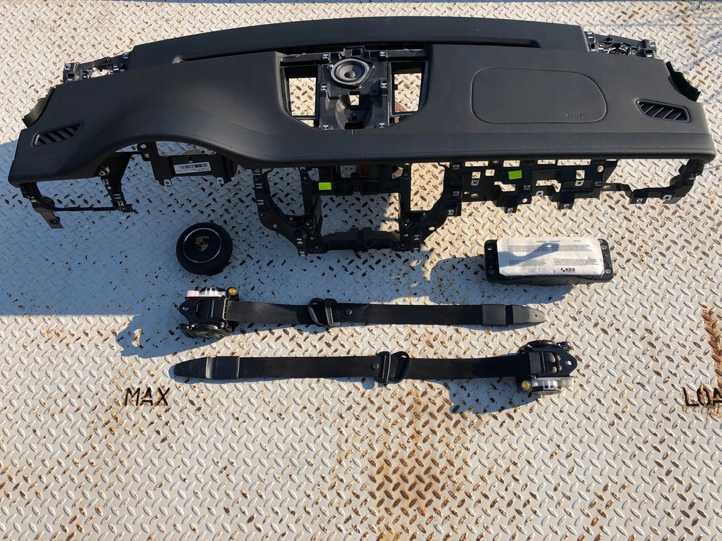 фото №1, Porsche macan 95b панель приладів консоль подушки безпеки ремені