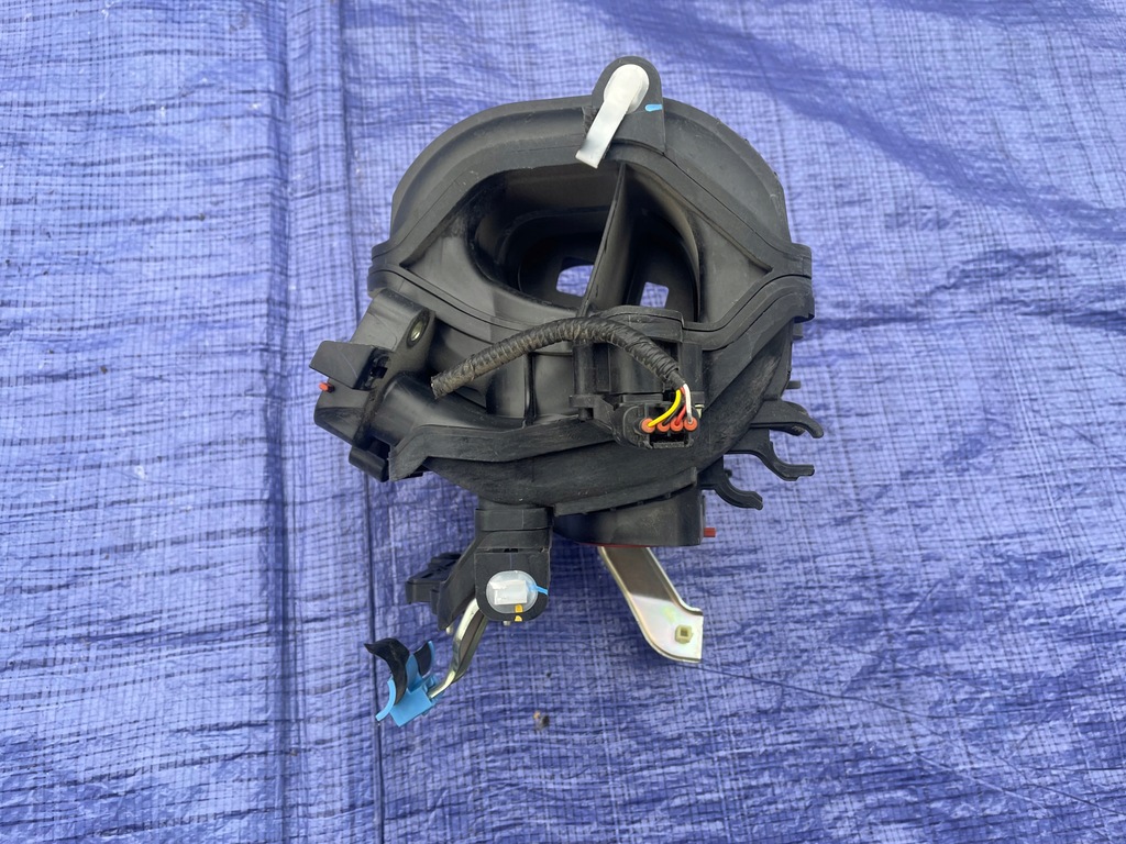 фото №6, Peugeot 108 citroen c1 ii toyota aygo lift колектор всмоктуючий 1.0