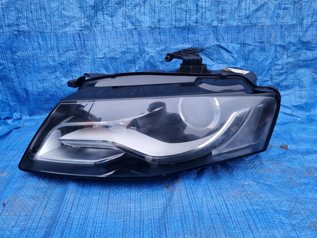 фото №1, Audi a4 b8 лампа ксенон ліва 8k0941003c