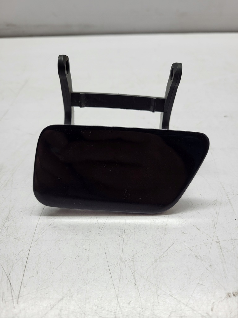 фото №1, Bmw e60 e61 заглушка распылителя левая 7060585