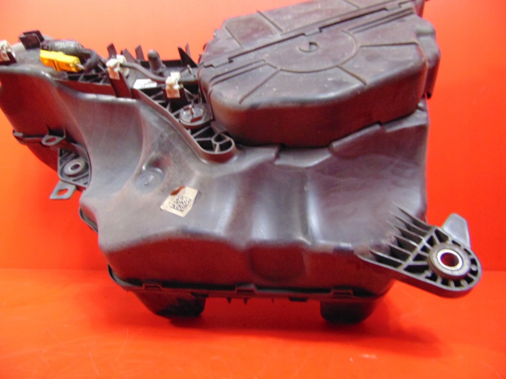 фото №9, Renault kangoo 3 ii 2 iii lift 1.5 blue dci бак blue 172a25422r