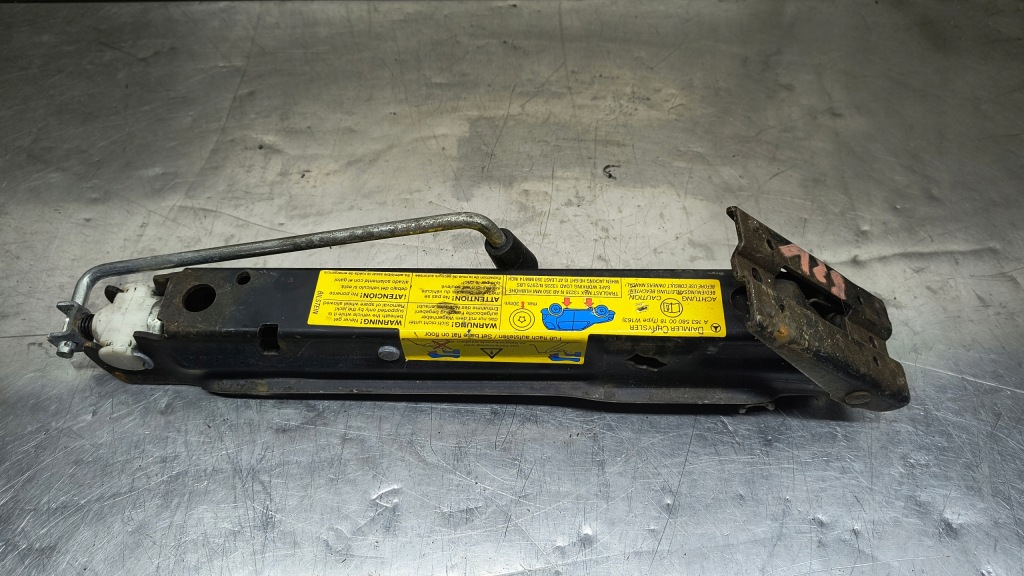 фото №1, Mercedes ml w163 домкрат подъемник автомобильный a163580018