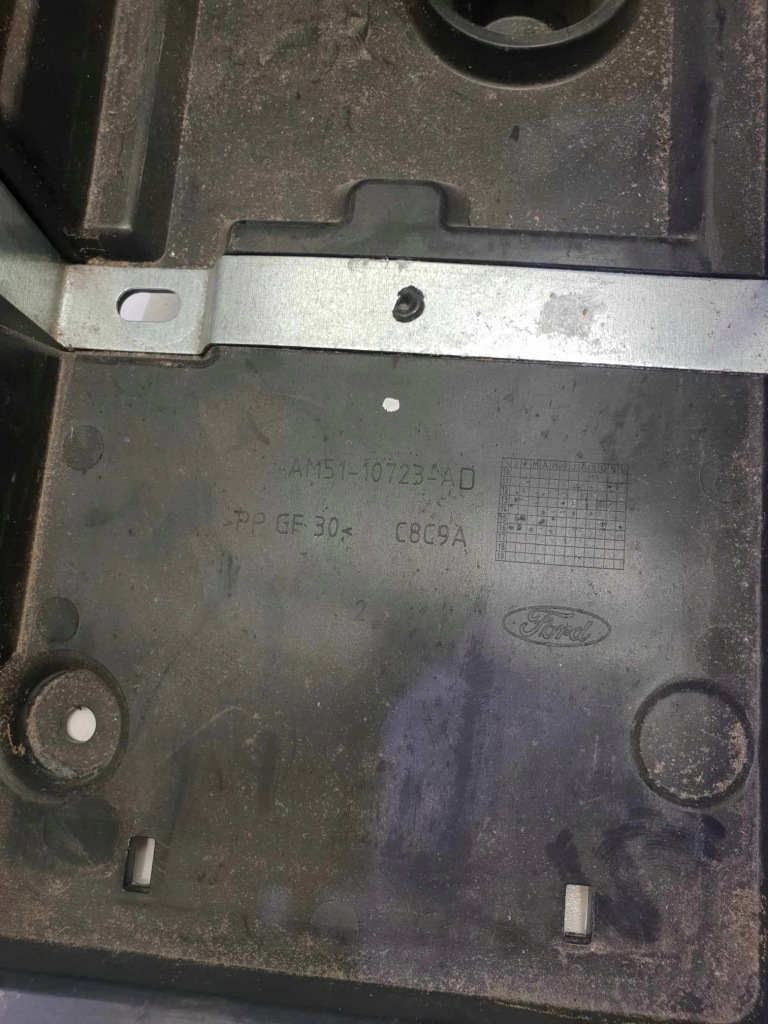 Ford kuga ii mk2 корпус акумулятор am51-10723 Оригінал