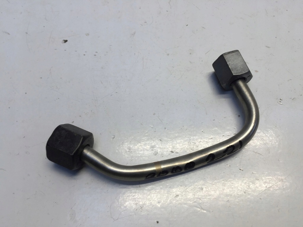 фото №1, Peugeot 2008 ii 1.2 thp 2021 шланг трубка пального