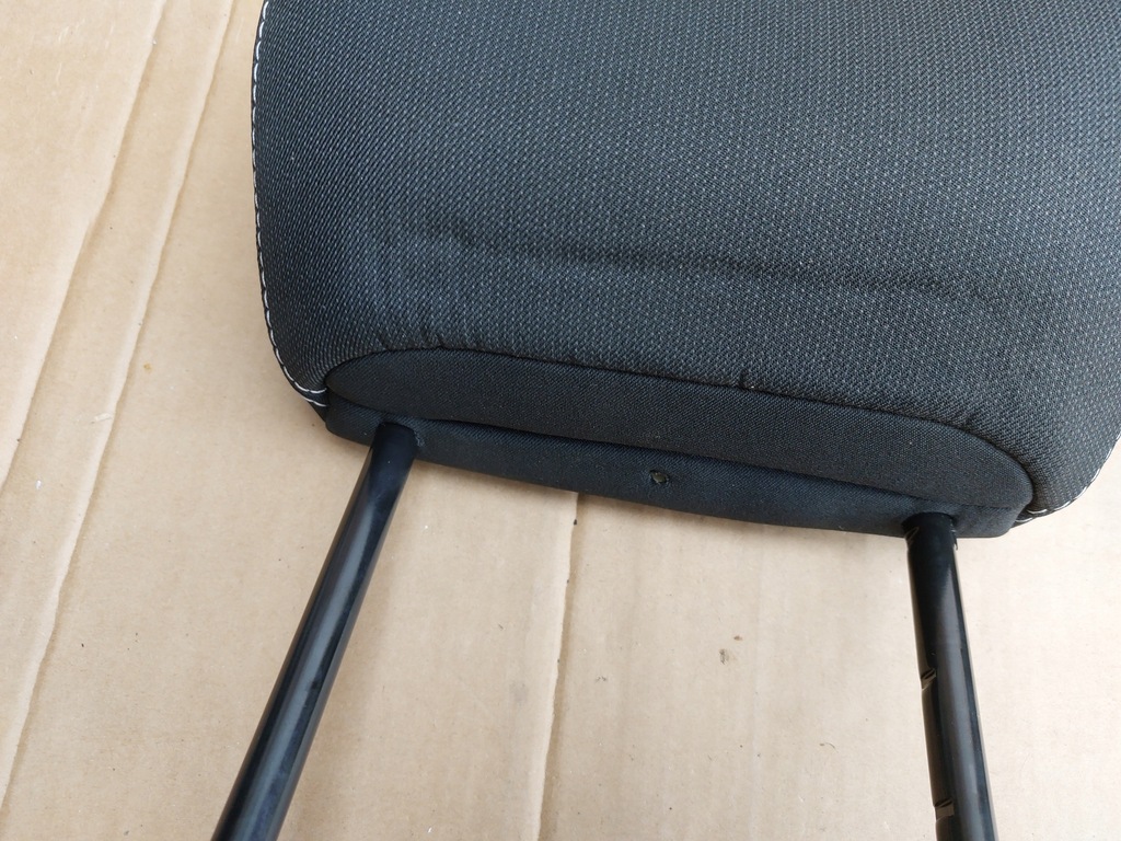 фото №5, Подголовник перед левый правый dacia sandero stepway iii 21r