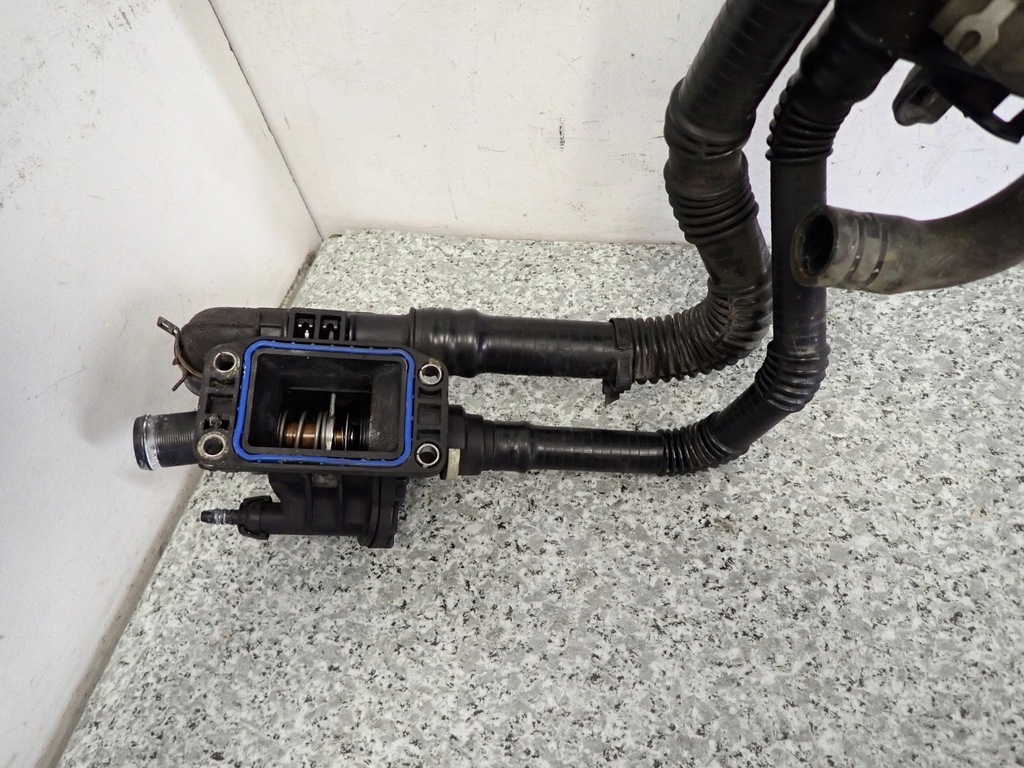 фото №5, Mazda 3 bk 03-08 1.6 d магистраль водяная двигателя