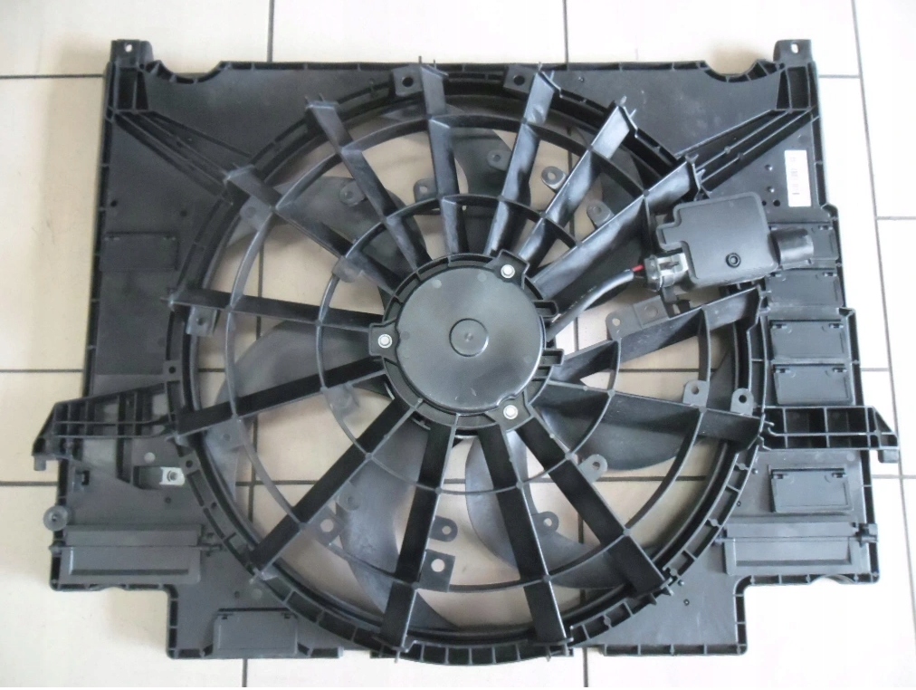 фото №3, Ja87001de вентилятор jaguar f-pace f pace x76