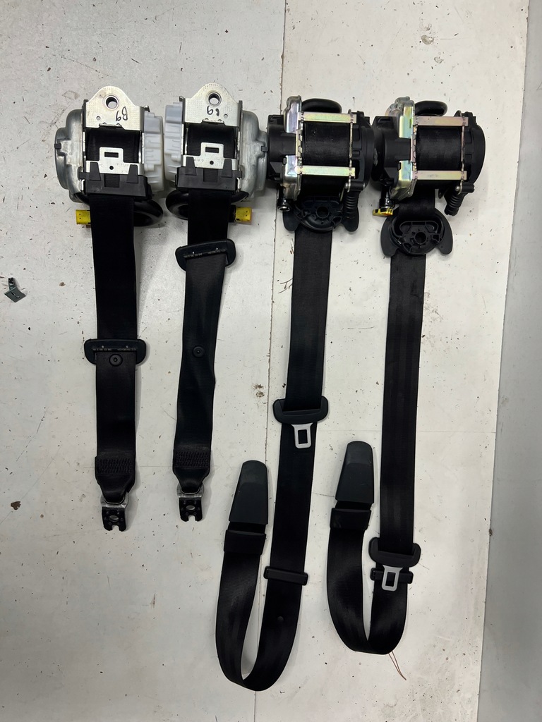 фото №1, Audi a4 b9 ремені безпеки 4x оригінал