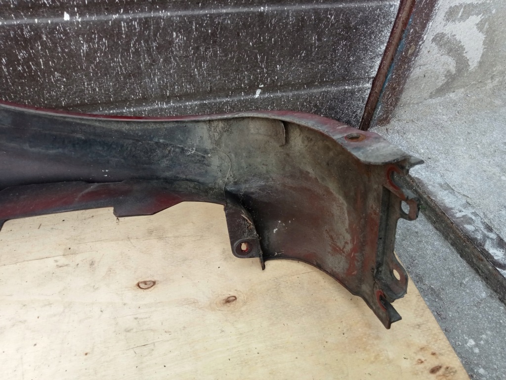 Крыло  левое  перед передний 195 renault clio 3 teb76 красный Оригинал