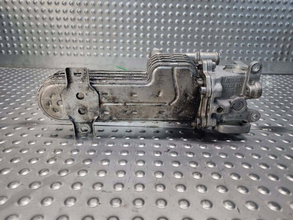 фото №6, Радиатор выхлопных газов egr 03g131513j vw passat b6 golf v altea a3 8p 2.0tdi