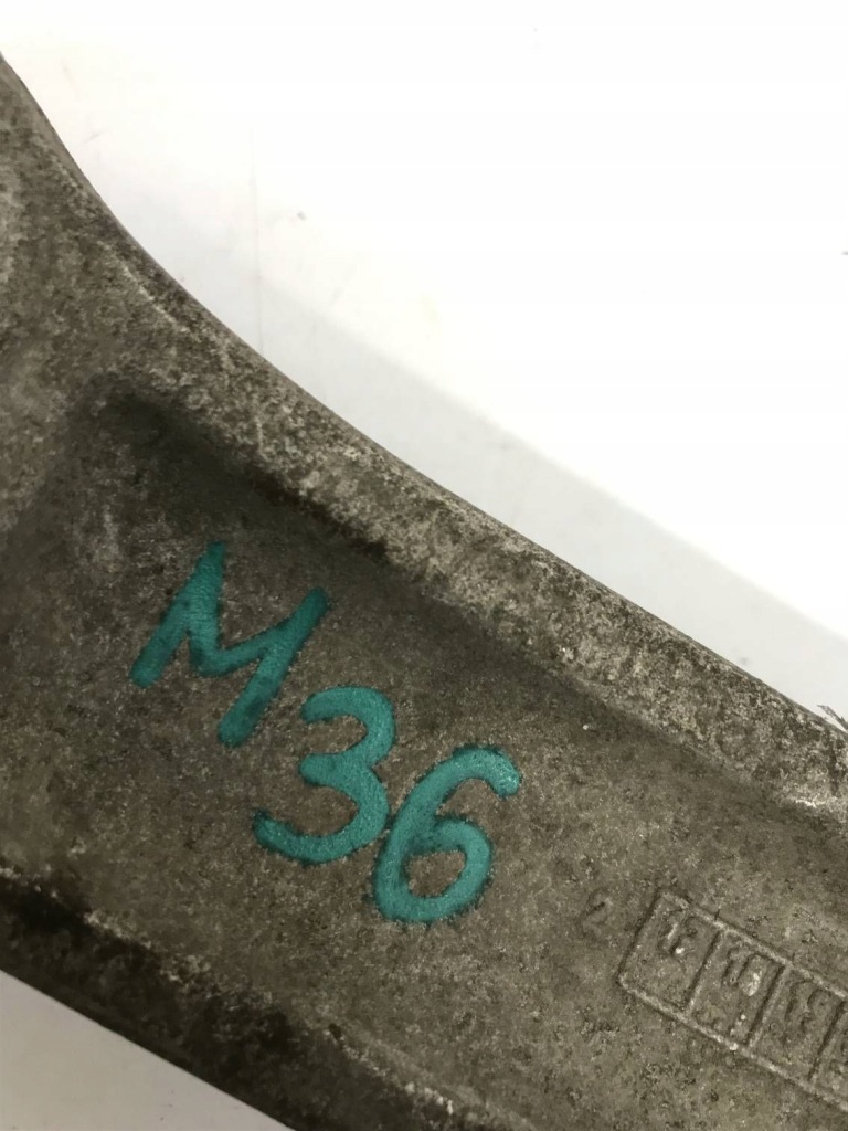 Важіль правий перед audi a8 q7 q8 4m0407156d Зі Шроту