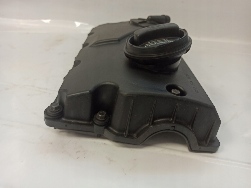 фото №6, Audi a3 8p 1.9 tdi кришка клапанів 038103475n