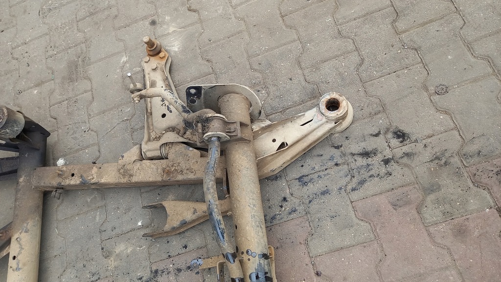 фото №8, Подрамник mercedes benz e w200 96r