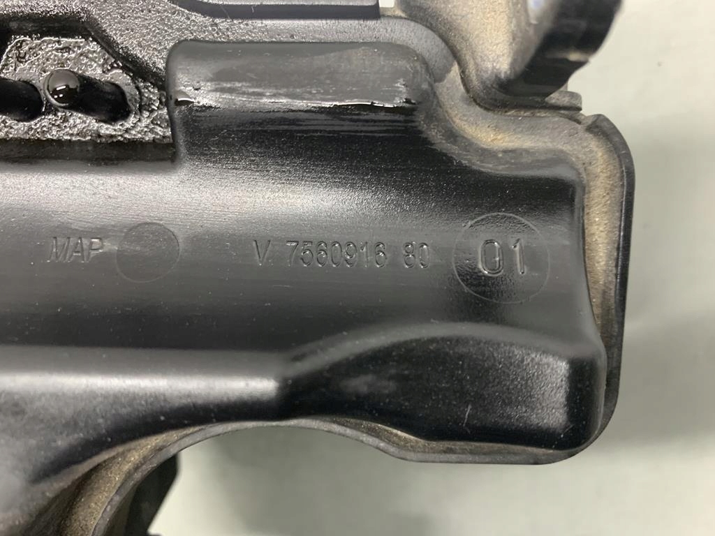 Бачок вакуумa mini countryman r60 1.6 16 v 11 r 7560916 в Украине