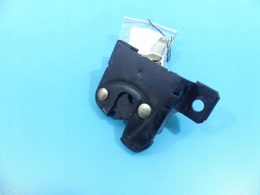 фото №1, Замок крышки задняя porsche cayenne i