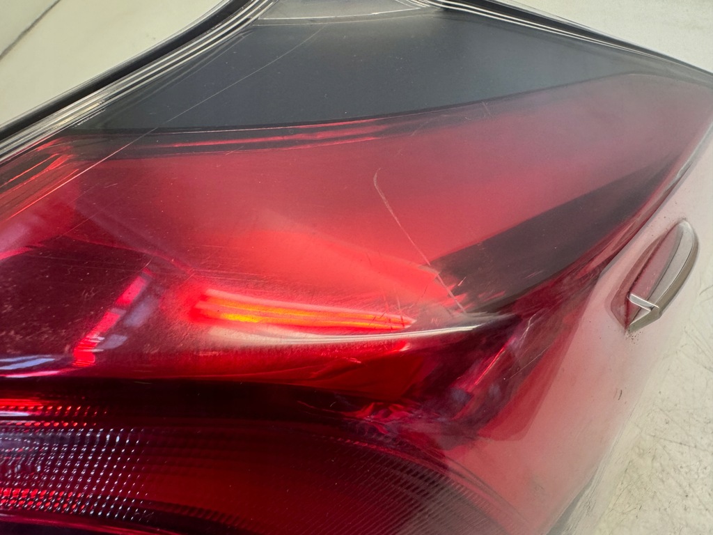 фото №8, Toyota rav4 2015 лампа правый задняя 81550-42201