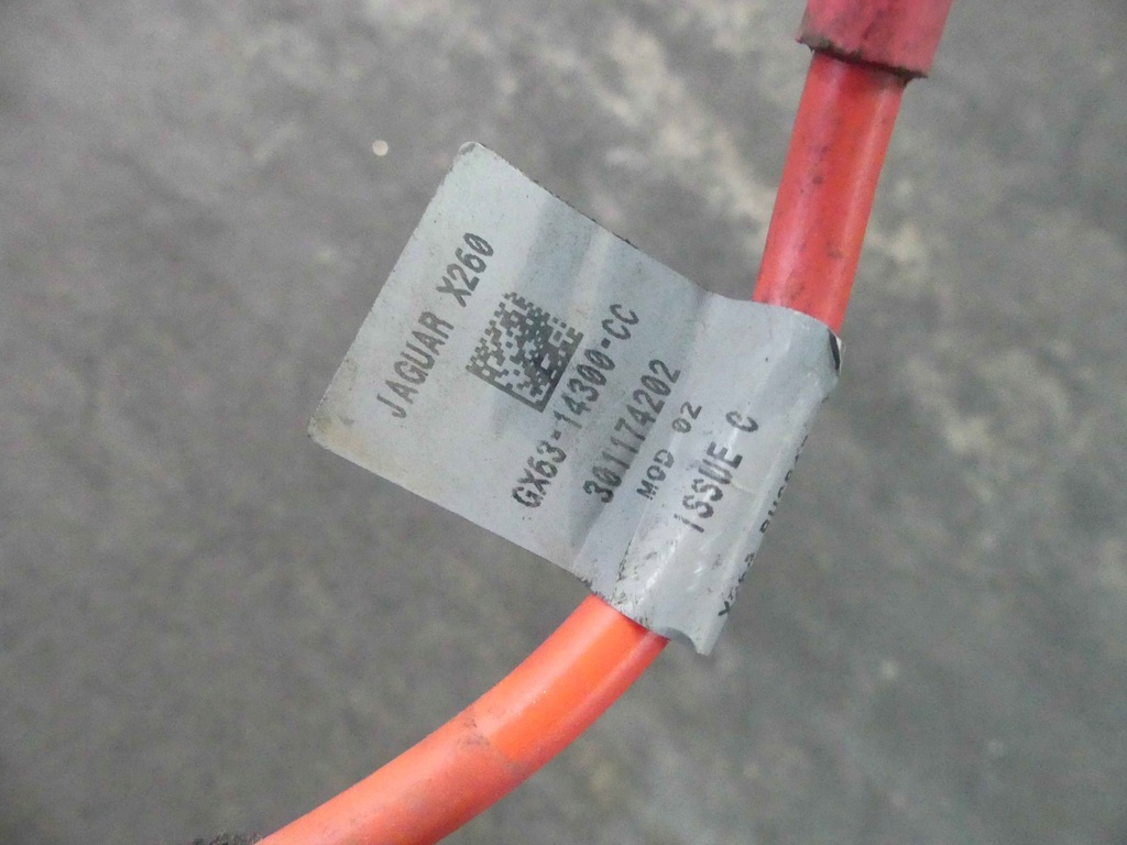 фото №9, Шланг плюсовий акумулятор jaguar xf ii x260