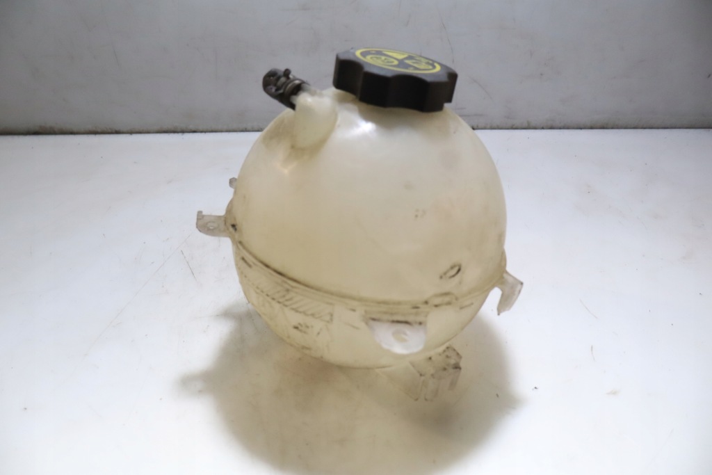 фото №1, Бачок розширювальний insignia b grand 1.6cdti