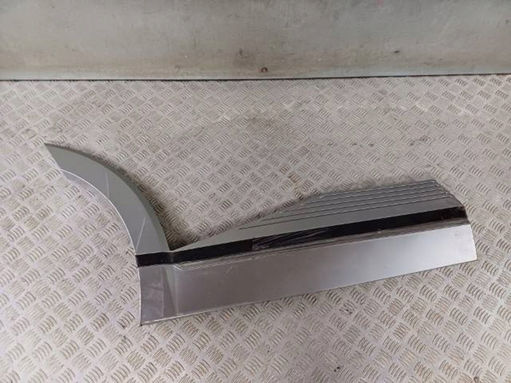 фото №1, M29 k9 hyundai ioniq 5 v молдинг двері правий задня 87732-gi100