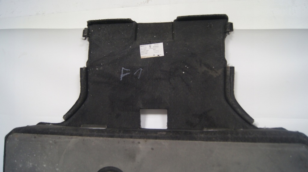 фото №5, Обшивка багажника ferrari california f149 4,3b