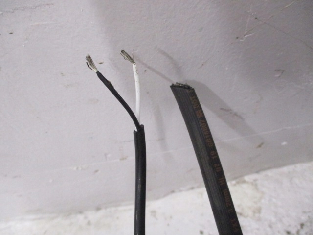 фото №10, Peugeot 2008 1.5 амортизационная стойка поворотный кулак амортизатор правый