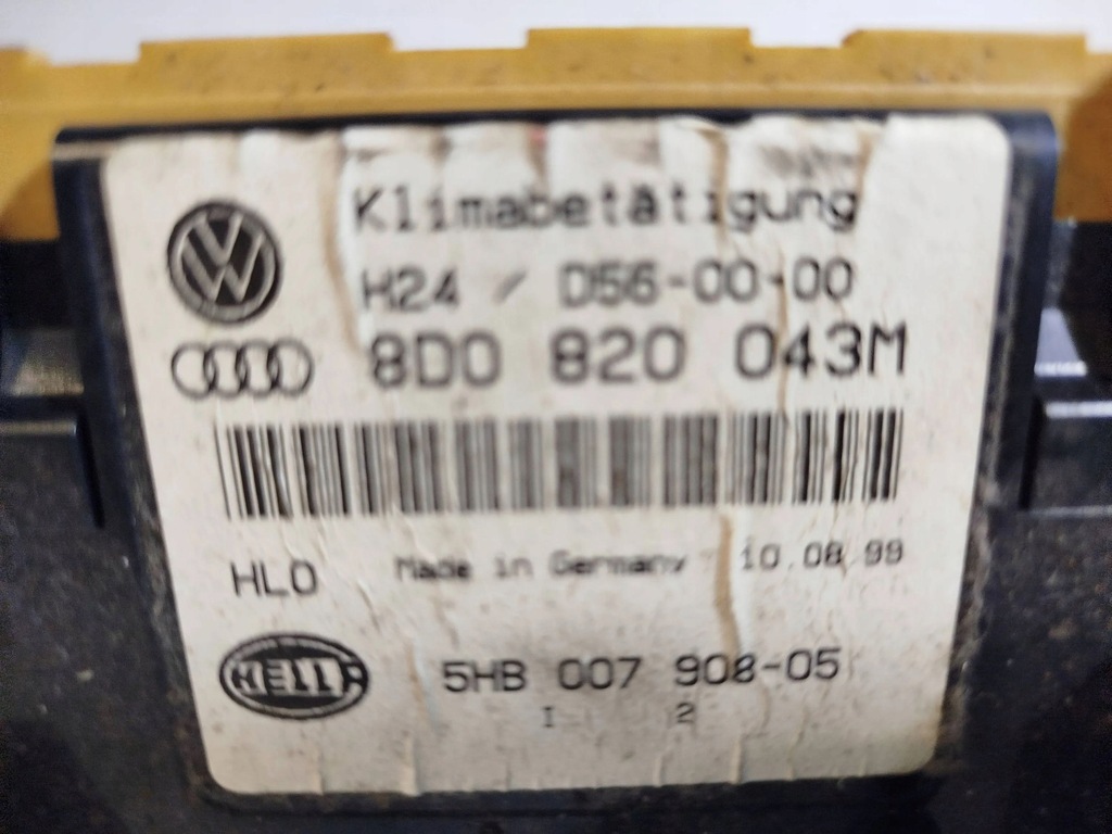 фото №7, Audi a4 s4 b5 8d 1999 панель кондиционера