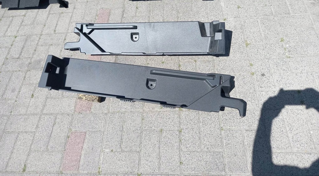 фото №1, Молдинг обшивка багажника лівий renault arkana