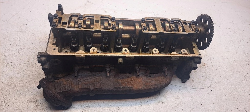 фото №1, Головка левая вал распределительного вала ford f150 4.6