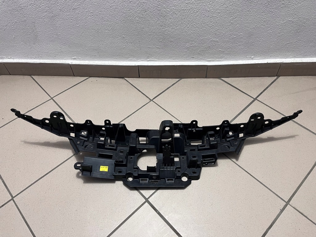 фото №11, Підсилювач решітка радіатора каркас напрямна бампера перед toyota corolla e21 hb kombi