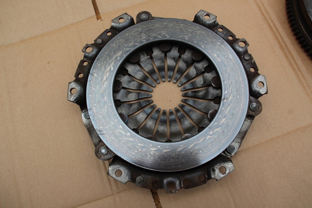фото №8, Сцепление полный bmw e36 z3 m42 m44 1.8is 140km двухмассовый маховик оригинальные