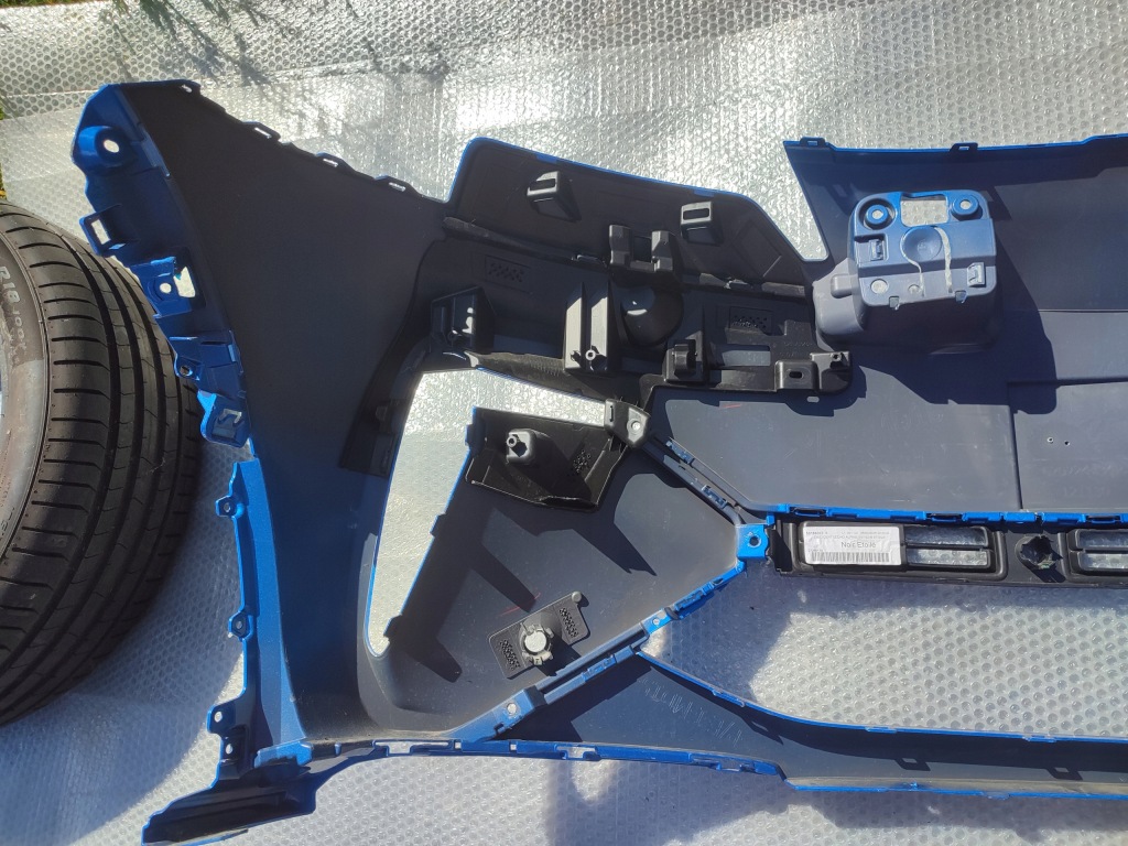 фото №13, Renault 5 v alpine 620224434r решётка бампер передний перед