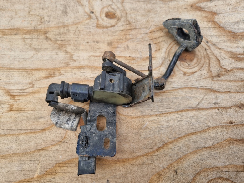 фото №9, Датчик вирівнювання світла перед peugeot 508 i