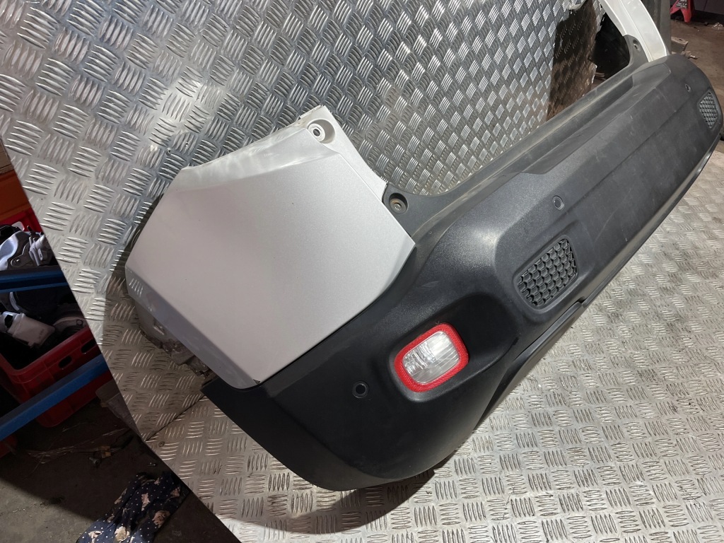 Бампер задній задній kompletny 4xpdc jeep renegade 14- 348 Доставка