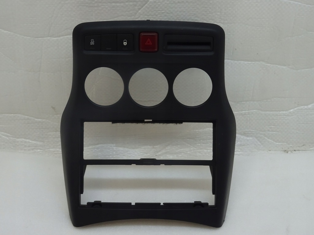 фото №1, C3 picasso рамка корпус радио 96825462