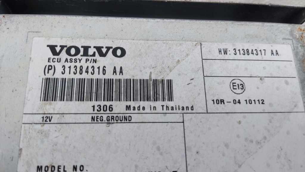 фото №3, Volvo v40 ii v60 s60 ii - усилитель аудио радио - 31384316