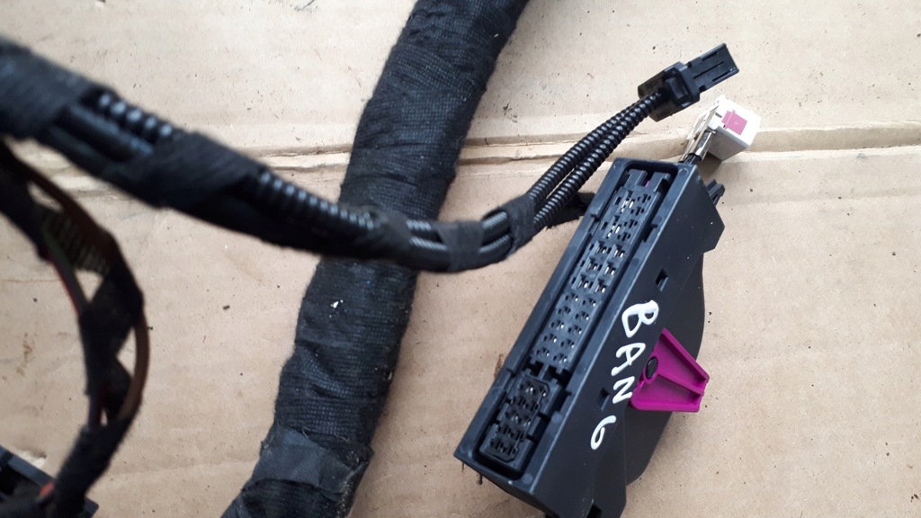 фото №11, Q5 8r штекер жгут усилителя bang olufsen