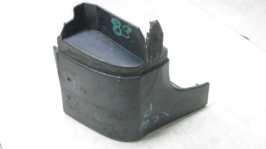 фото №1, Volvo xc60 наконечник поріг права 08-13 89