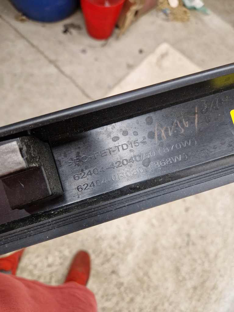 фото №8, Левый рейлинг крышный toyota bz4x 62404-42040 624040r080