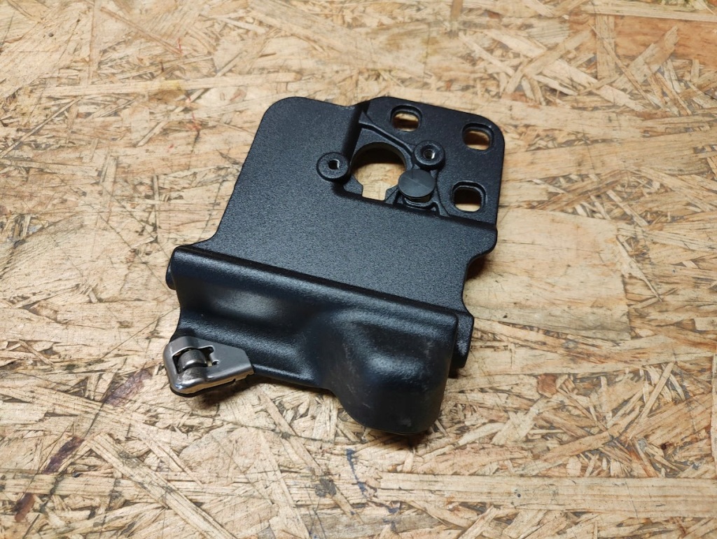 фото №1, Защёлка засов замок крыша левый ford mustang v cabrio 2007