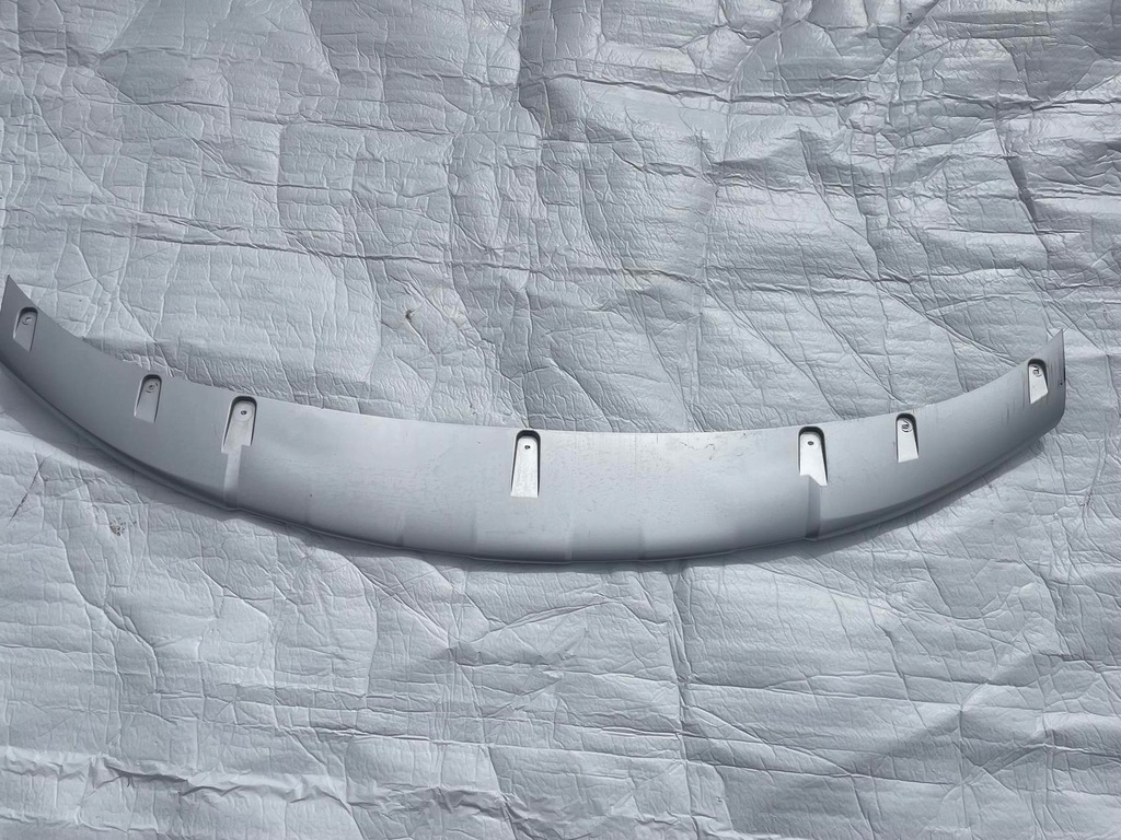 фото №6, Porsche taycan cross накладка спойлер бампера передній передня 9j0